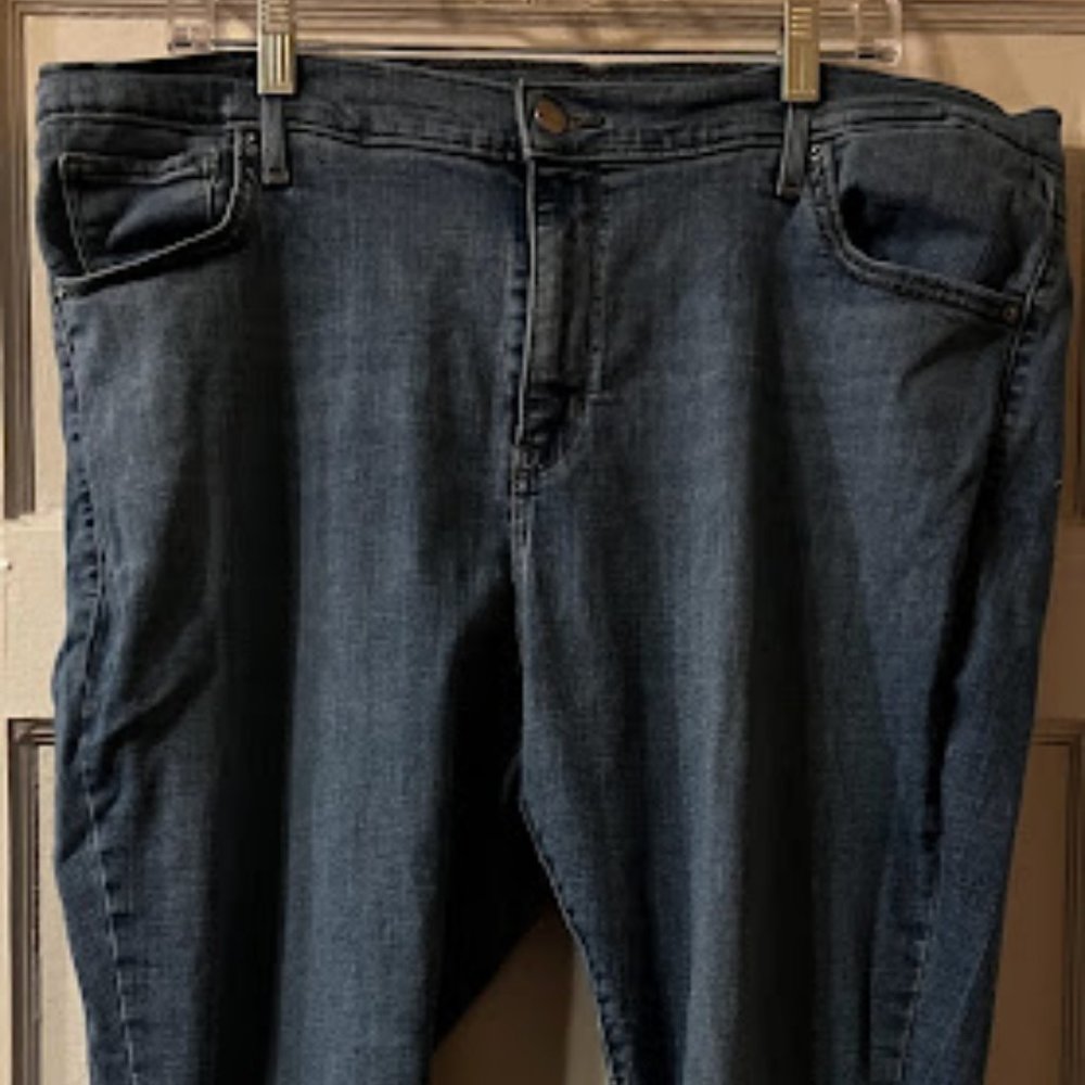 721 Hi-Rise Skinny Jeans
